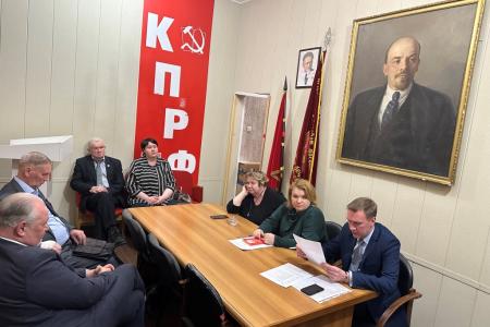 Подмосковные коммунисты: ежедневная работа на благо народа!