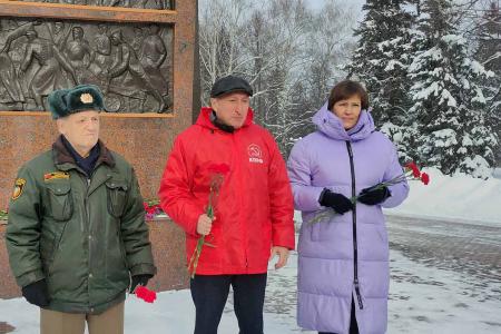 Чувашские коммунисты достойно отметили день рождения Василия Чапаева