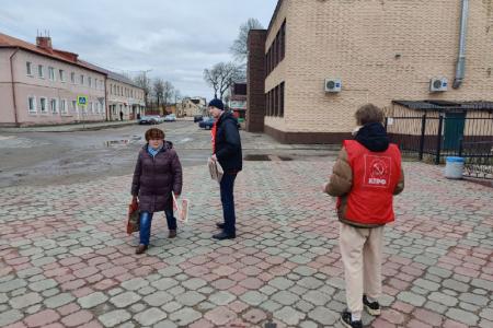 Десант из коммунистов и комсомольцев высадился в город Славск Калининградской области