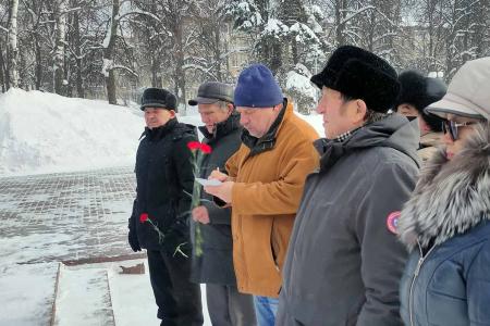 Чувашские коммунисты достойно отметили день рождения Василия Чапаева
