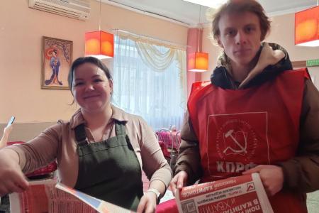 Десант из коммунистов и комсомольцев высадился в город Славск Калининградской области