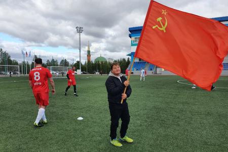 Ямало-Ненецкий автономный округ. Команда КПРФ по мини-футболу демонстрирует достойную игру