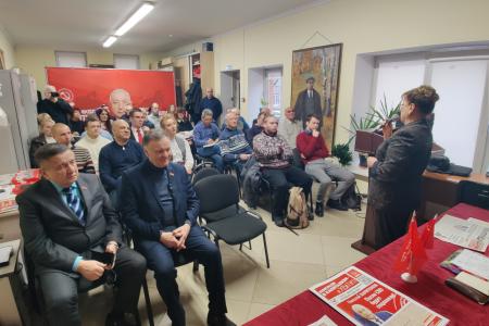 Ольга Алимова провела встречу с партийным активом Калининградского областного отделения КПРФ