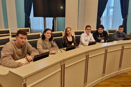 Рязанские коммунисты встретились со студентами