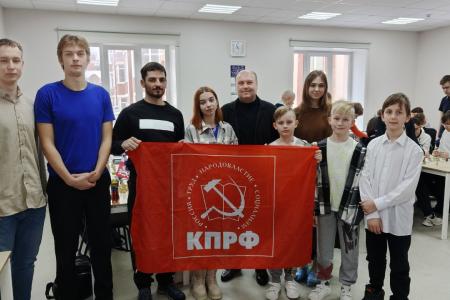 Дебют рязанских шахматных команд КПРФ и «Комсомолец»