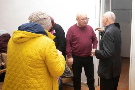 Глава фракции КРО КПРФ в Народном Хурале Калмыкии Николай Нуров провел встречи в Малых Дербетах и Тундутово