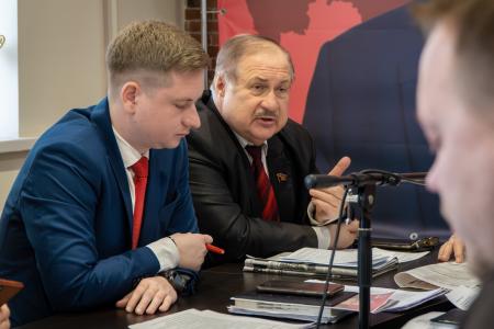 Н.Н. Иванов провёл занятие в школе партийно-политической учёбы для аппарата Курского обкома партии