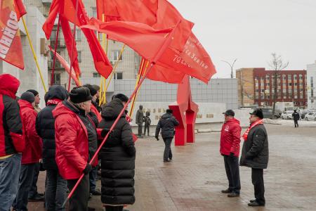 Коммунисты отметили 81-ю годовщину освобождения Курска от немецко-фашистских захватчиков