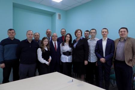 Депутат Госдумы Сергей Гаврилов встретился с учащимися и преподавателями Воронежского индустриального колледжа