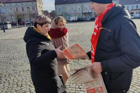 «Красный десант» Калининградского обкома КПРФ высадился в Гвардейске Калининградской области