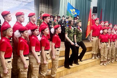 Мария Дробот приняла участие в церемонии присвоения школьному отряду «Юнармии» имени героя СВО