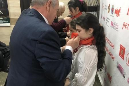 Пионерский сбор в Черкесске, посвященный 100-летию пионерии Карачаево-Черкесии и Дню Советской Армии