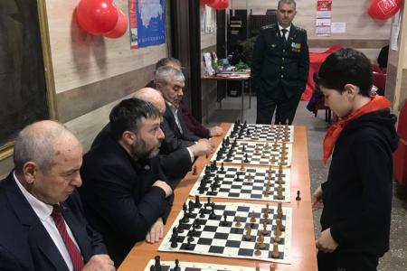 Пионерский сбор в Черкесске, посвященный 100-летию пионерии Карачаево-Черкесии и Дню Советской Армии