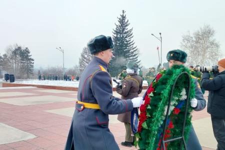 Коммунисты Забайкалья почтили память героев в 106-ю годовщину Красной Армии