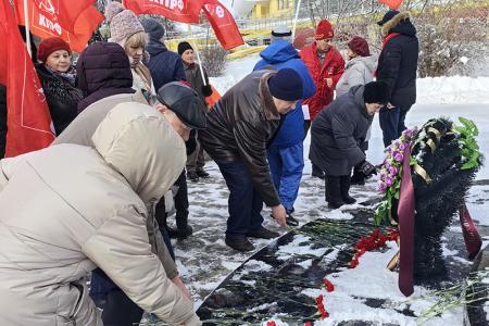 Иваново. 139 лет со дня рождения М.В. Фрунзе