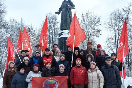 Иваново. 139 лет со дня рождения М.В. Фрунзе