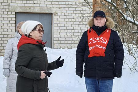 Доверенные лица кандидата в Президенты России Николая Харитонова встретились с жителями города Фурманов Ивановской области