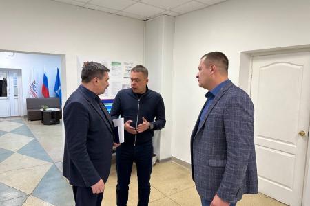 Сенатор Айрат Гибатдинов ознакомился с работой Ульяновского филиала фонда «Защитники Отечества»