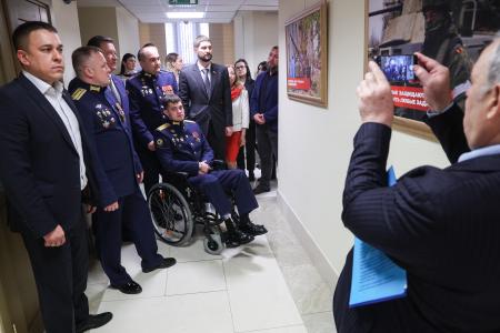 В Совете Федерации открылась фотовыставка «Гостомельский десант»