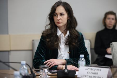 Телевидение и кинопродукцию необходимо брать под общественный контроль