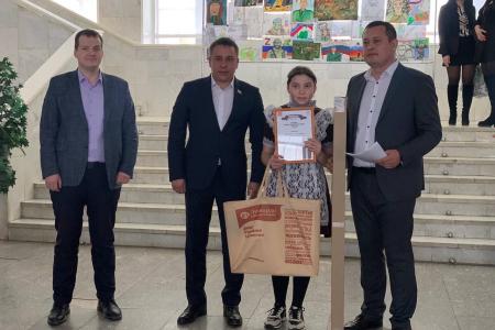 Завершился конкурс детского патриотического рисунка «Герои СВО»
