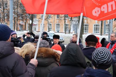 Кандидат в Президенты от КПРФ Николай Харитонов в Ярославле призвал заняться восстановлением хлопководства и станкостроения