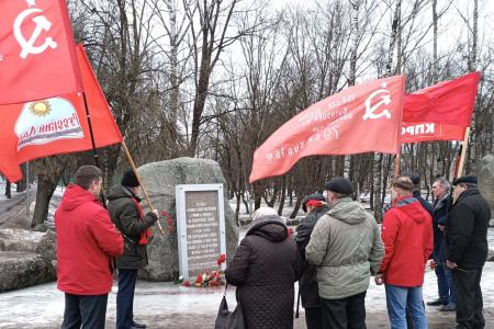 Олег Лебедев принял участие в мероприятиях, посвящённых Дню защитника Отечества, в Псковской области - на родине Знамени Победы