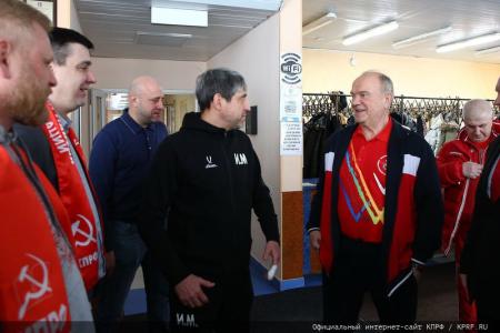 «КПРФ! Спорт! Победа!». Н.М. Харитонов и Г.А. Зюганов посетили тренировку и матч с участием команды КПРФ по мини-футболу