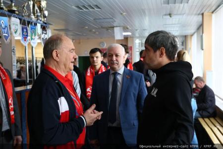«КПРФ! Спорт! Победа!». Н.М. Харитонов и Г.А. Зюганов посетили тренировку и матч с участием команды КПРФ по мини-футболу