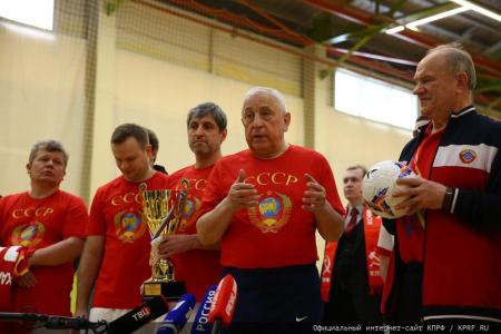 «КПРФ! Спорт! Победа!». Н.М. Харитонов и Г.А. Зюганов посетили тренировку и матч с участием команды КПРФ по мини-футболу