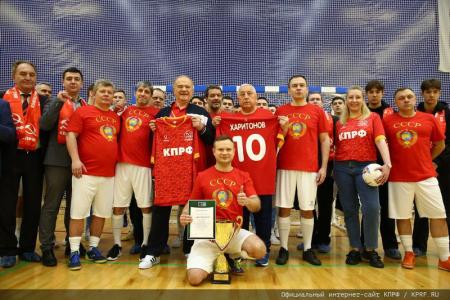 «КПРФ! Спорт! Победа!». Н.М. Харитонов и Г.А. Зюганов посетили тренировку и матч с участием команды КПРФ по мини-футболу
