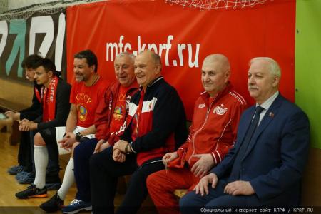 «КПРФ! Спорт! Победа!». Н.М. Харитонов и Г.А. Зюганов посетили тренировку и матч с участием команды КПРФ по мини-футболу