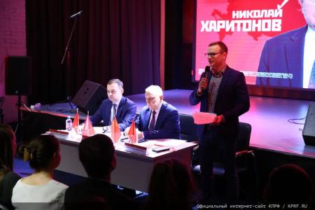 Н.М. Харитонов встретился в Москве с деятелями искусства