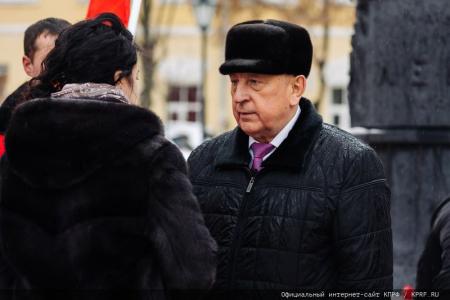 12 февраля кандидат в Президенты от КПРФ Николай Харитонов работает в Калуге