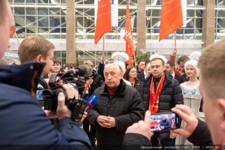 Репортаж о встрече Н.М. Харитонова с жителями города Красноярска
