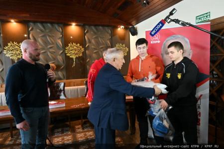 Н.М. Харитонов на встрече в Москве: Всё для развития массового спорта!