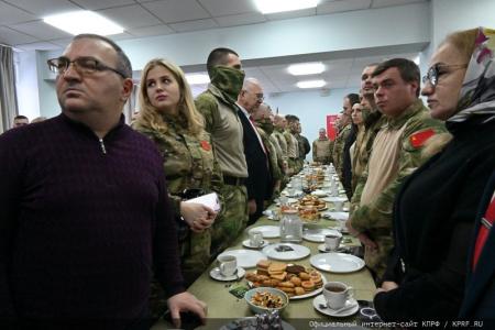 Г.А. Зюганов и Н.М. Харитонов встретились с участниками СВО в совхозе имени Ленина