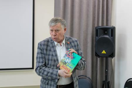 Мария Дробот познакомилась с деятельностью центров притяжения детей, школьников и взрослых на севере Удмуртской Республики