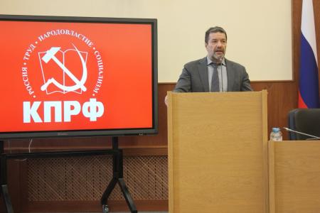 В Уфе состоялся семинар-совещание партактива. Александр Ющенко выступил с полезной информацией в контексте президентской выборной кампании