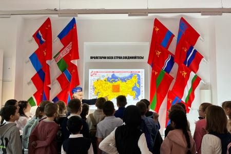Екатеринбург. Экскурсия в страну "Пионерию"
