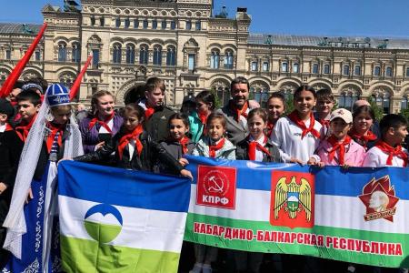 Александр Ющенко в разговоре с «Газетой.RU» о развитии пионерского движения в России