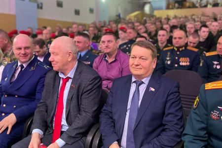 Владислав Егоров принял участие в праздничном мероприятии в одной из воинских частей Нижегородской области
