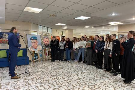 Коммунисты Республики Крым посетили выставку, посвящённую СВО