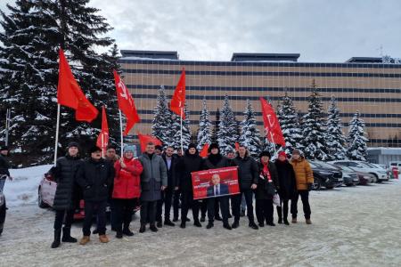 В Ульяновске отметили День Советской Армии и Военно-Морского Флота