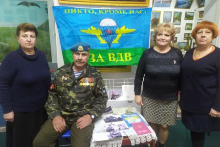 Херсонские коммунисты почтили память воинов-афганцев