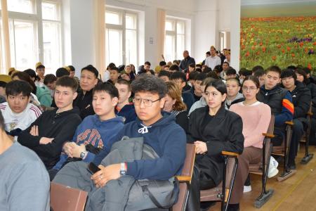 Калмыцкий реском КПРФ оказал спонсорскую помощь  в проведении фестиваля и спортивных соревнований