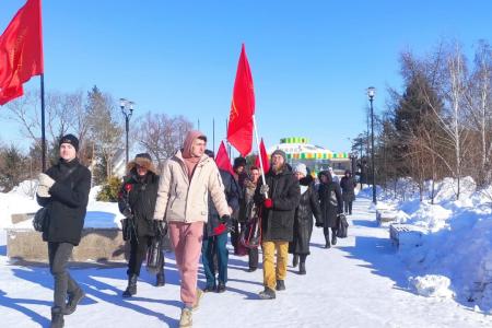 В Омске День Советской Армии актив КПРФ проведет агитационные рейды в село