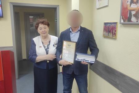 Активисты Тюменского обкома КПРФ встретились с участником СВО