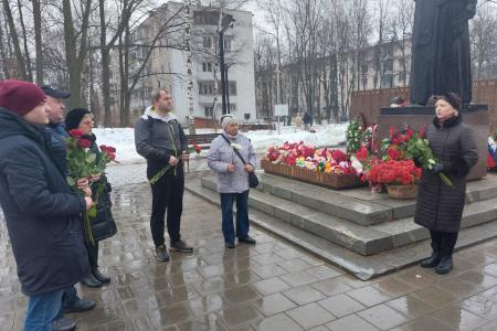 Подмосковные коммунисты: Наш народ террористам не запугать!