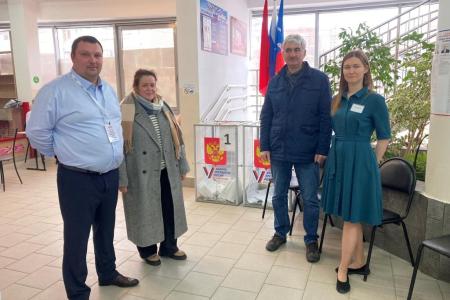 По поручению руководителя фракции КПРФ в Мособлдуме Александра Наумова проверены избирательные участки в Лобне и Яхроме